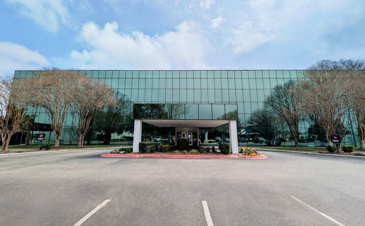 Pictures of Office property located at 5420 Dashwood Dr, Houston, TX 77081 for lease - image #1