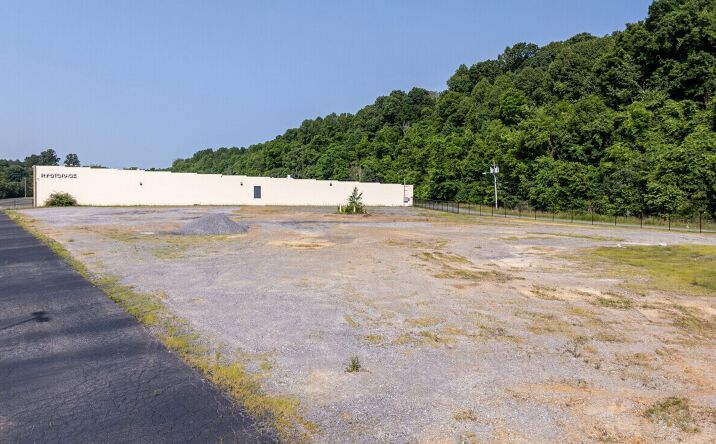 Pictures of Office, Industrial, Land property located at 354 Shadowtown Rd, Blountville, TN 37617 for lease - image #1