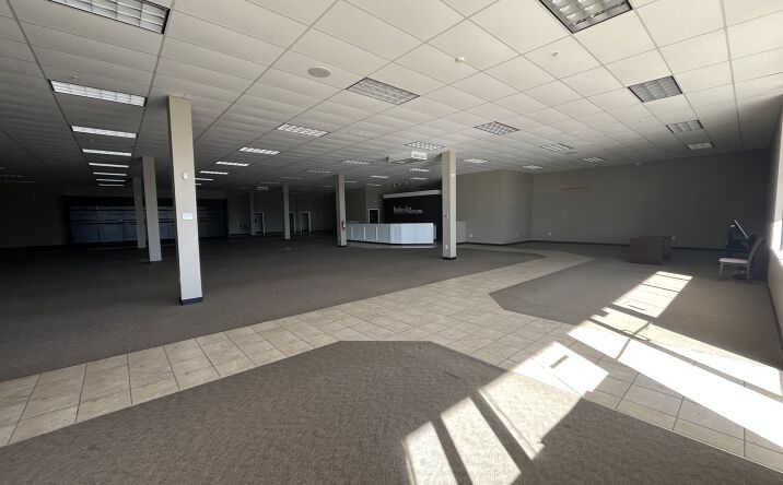 Pictures of Retail, Office, Special Purpose property located at 49 Cumberland Plaza, Crossville, TN 38555 for lease - image #1