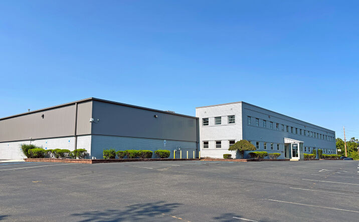 Pictures of Industrial property located at 6901 N Crescent Blvd, Pennsauken Township, NJ 08110 for lease - image #1