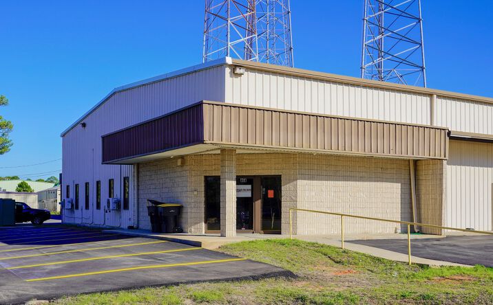 Pictures of Office, Industrial property located at 161 Hill Ave NW, Fort Walton Beach, FL 32548 for lease - image #1