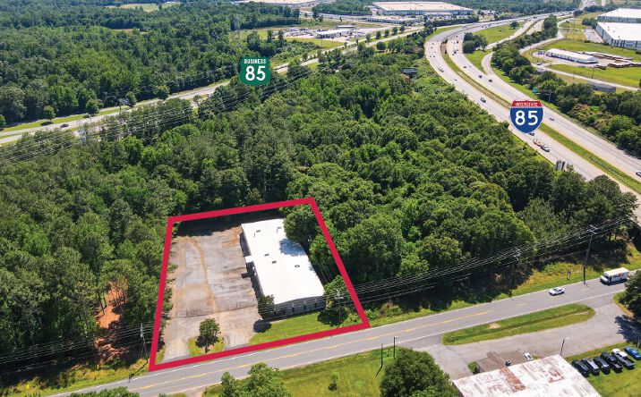 Pictures of Industrial property located at 4425 N Blackstock Rd, Spartanburg, SC 29303 for lease - image #1
