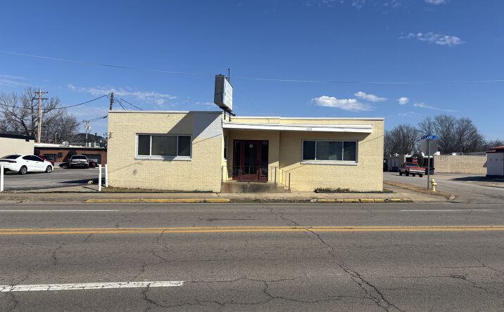 Pictures of Special Purpose, Office property located at 1623 Rogers Ave, Fort Smith, AR 72901 for lease - image #1