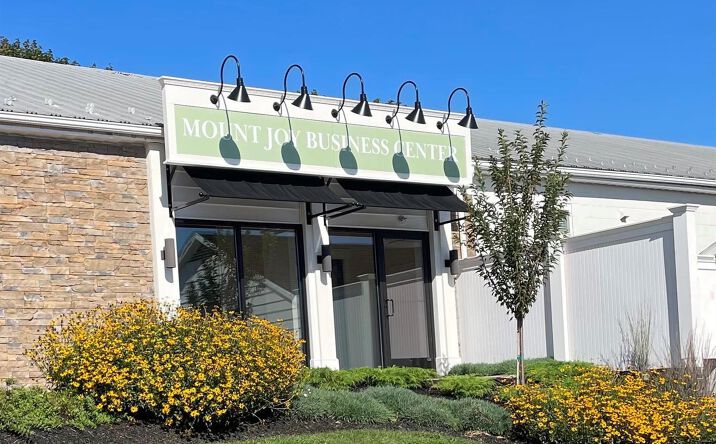 Pictures of Retail, Office property located at 955 W Main St, Mount Joy, PA 17552 for lease - image #1