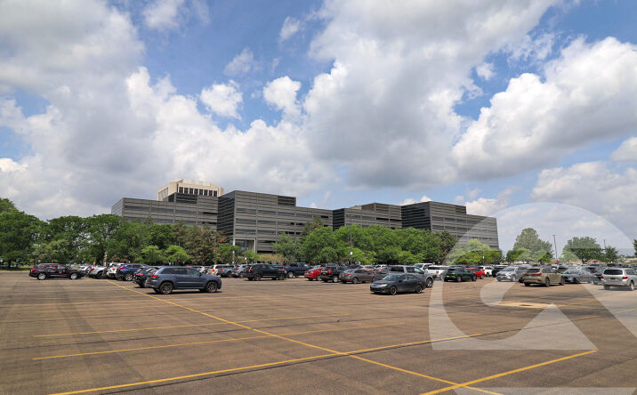 Pictures of Office property located at 4 & 6 Parklane Boulevard, Dearborn, MI 48126 for lease - image #1