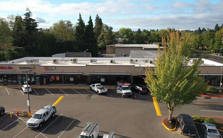 Pictures of Retail property located at 5402-5466 River Road N, Keizer, OR 97303 for lease - image #1