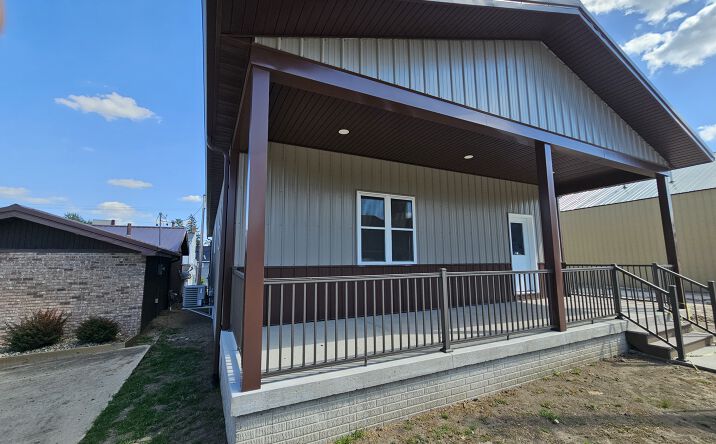 Pictures of Office, Industrial property located at 124 N Broadway St, Toledo, IA 52342 for lease - image #1