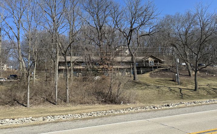 Pictures of Office property located at 7601 John Deere Pkwy, Moline, IL 61265 for lease - image #1