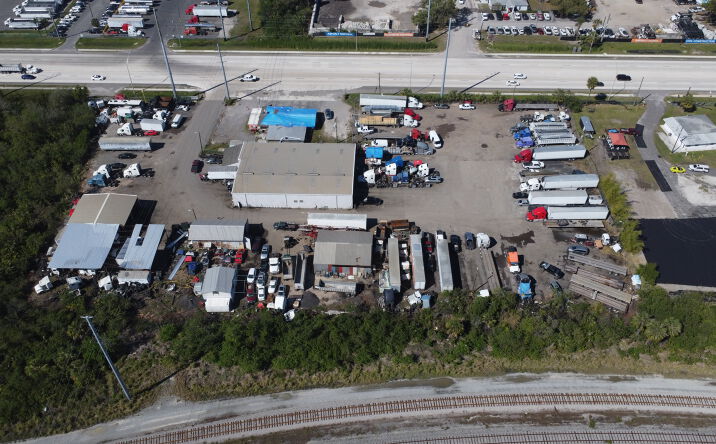 Pictures of Industrial property located at 4101 Causeway Blvd, Tampa, FL 33619 for lease - image #1