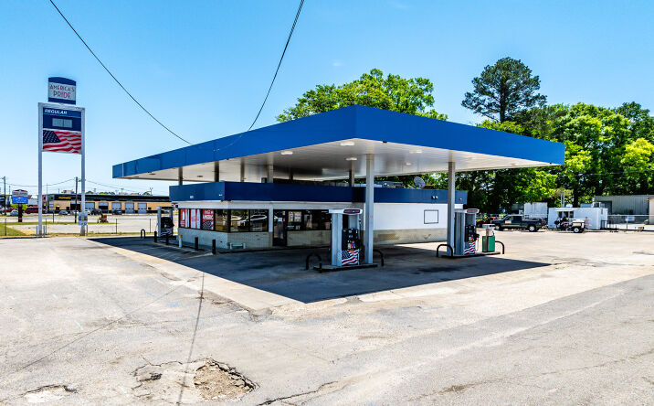 Pictures of Retail property located at 5670 Atlanta Hwy, Montgomery, AL 36117 for lease - image #1