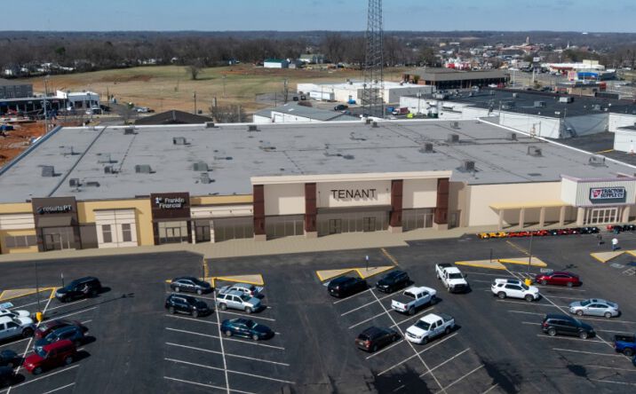 Pictures of Retail property located at 3556 Tom Austin Hwy, Springfield, TN 37172 for lease - image #1