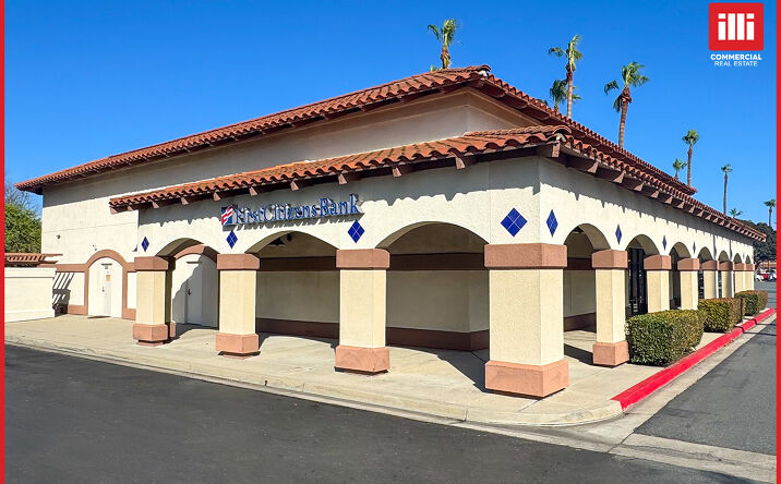 Pictures of Retail property located at 1701 E Daily Dr, Camarillo, CA 93010 for lease - image #1
