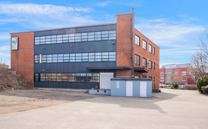 Pictures of Industrial property located at 220 Broadway, Everett, MA 02149 for lease - image #1
