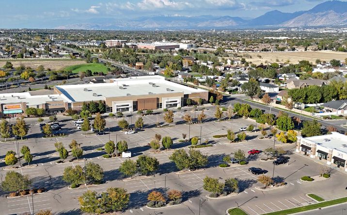 Pictures of Retail property located at 13319 S 3600 W, Riverton, UT 84065 for lease - image #1
