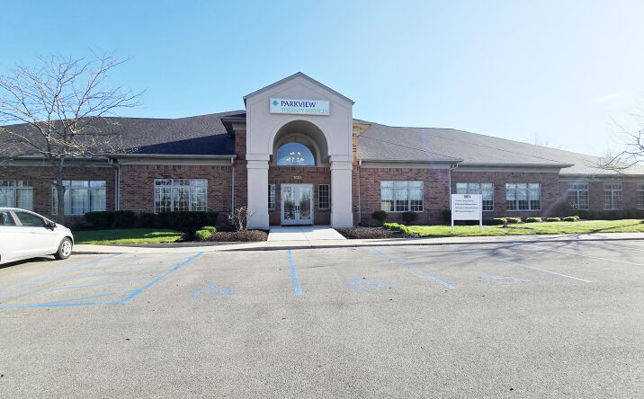 Pictures of Office property located at 1001 Chestnut Hills Pkwy, Fort Wayne, IN 46814 for lease - image #1