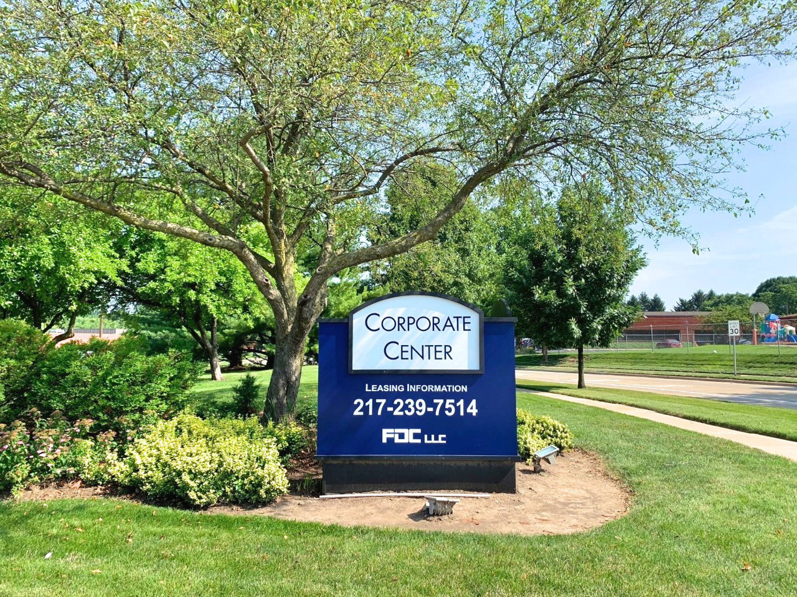 1902 Fox Dr, Champaign, IL 61820