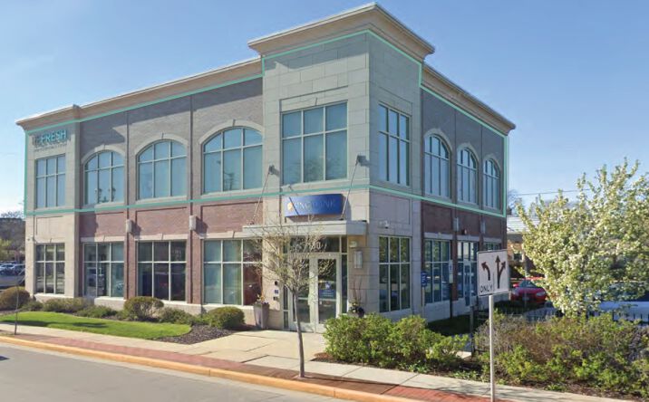 Pictures of Retail, Office property located at 130 W Silver Spring Dr, Whitefish Bay, WI 53217 for lease - image #1