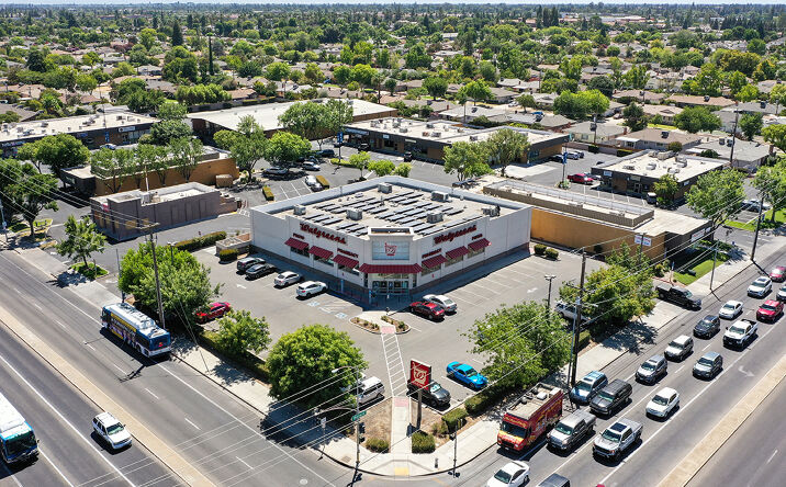 Pictures of Retail property located at 5769 N First St, Fresno, CA 93710 for lease - image #1