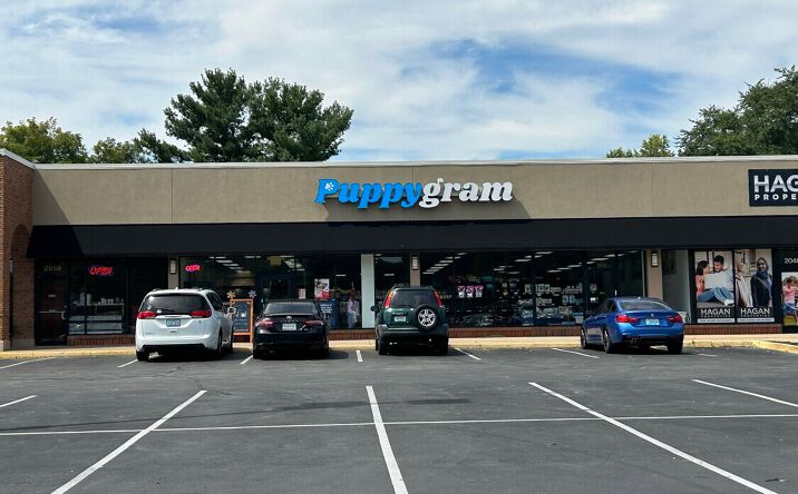 Pictures of Retail property located at 2100 S Hurstbourne Pkwy, Louisville, KY 40220 for lease - image #1