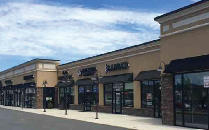 Pictures of Retail property located at 13974-13910 Estate Manor Dr, Gainesville, VA 20155 for lease - image #1