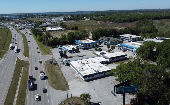 Pictures of Retail, Restaurant property located at 33224 US-27, Haines City, FL 33844 for lease - image #1