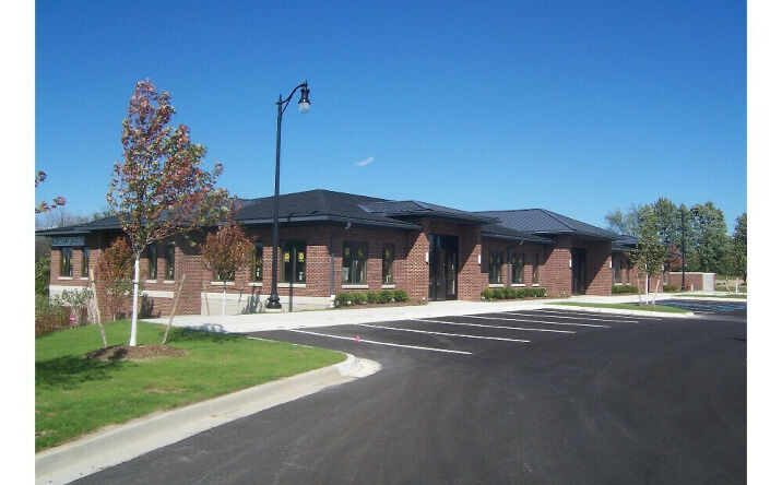 Pictures of Office property located at 26012 Pontiac Trail, South Lyon, MI 48178 for lease - image #1