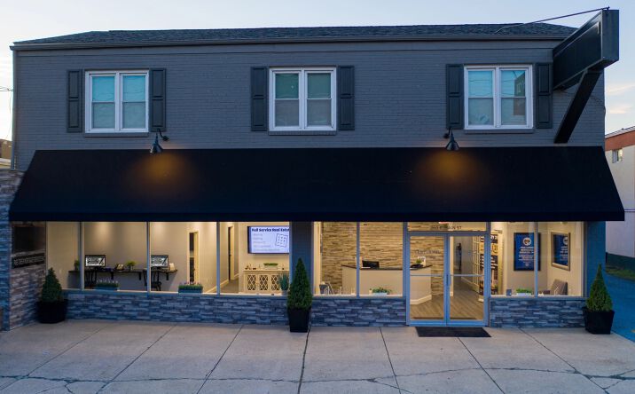 Pictures of Retail, Office property located at 258 E Main St, Newark, DE 19711 for lease - image #1