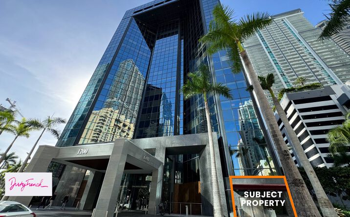 Pictures of Retail property located at 1200 Brickell Ave, Miami, FL 33131 for lease - image #1
