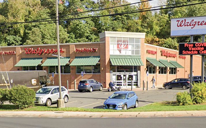 Pictures of Retail property located at 11 Meriden Rd, Waterbury, CT 06705 for lease - image #1
