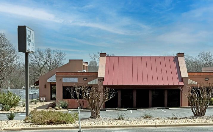 Pictures of Office property located at 8105 Shoal Creek Blvd, Austin, TX 78757 for lease - image #1