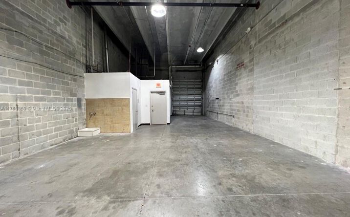 Pictures of Industrial property located at 2061 NW 112th Ave # 133, Sweetwater, FL 33172 for lease - image #1