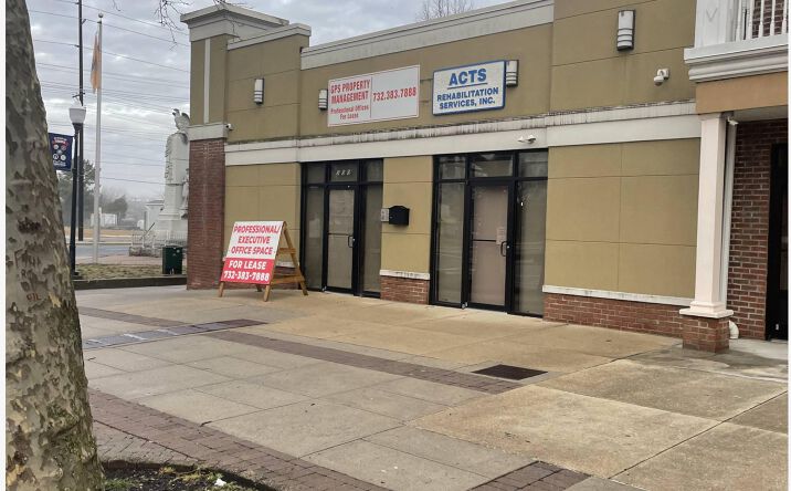 Pictures of Office property located at 500 E Landis Ave, Vineland, NJ 08360 for lease - image #1