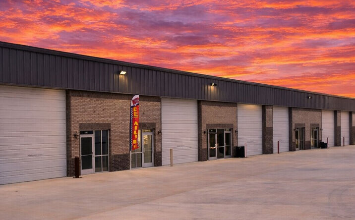 Pictures of Industrial property located at 4103 W Sunshine St, Springfield, MO 65807 for lease - image #1