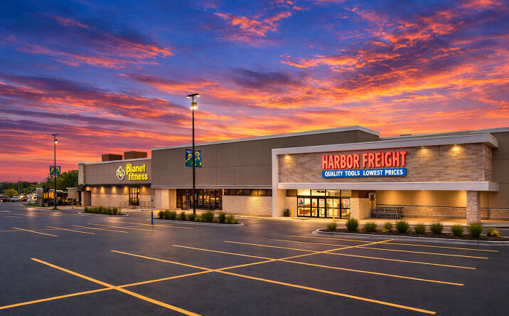 Pictures of Retail property located at 276 SW Blue Pkwy, Lee's Summit, MO 64063 for lease - image #1
