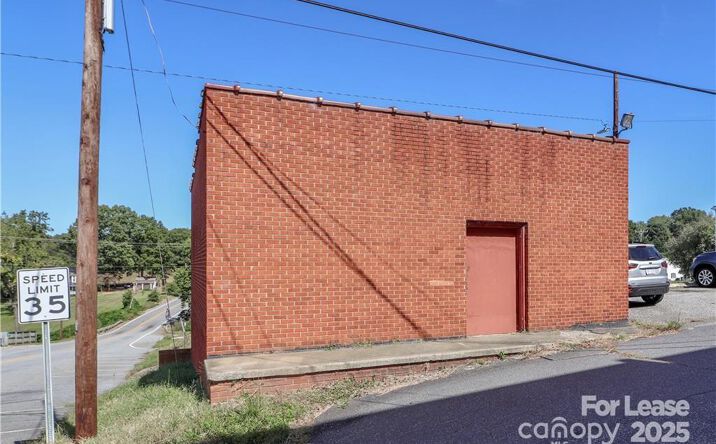 Pictures of Special Purpose property located at 214 Town Aly, Taylorsville, NC 28681 for sales - image #1