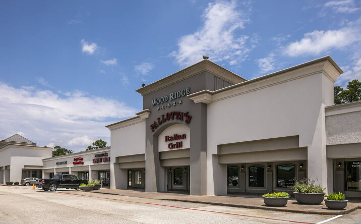 Pictures of Retail property located at 27100-27800 Interstate 45 North, Oak Ridge North, TX 77385 for lease - image #1