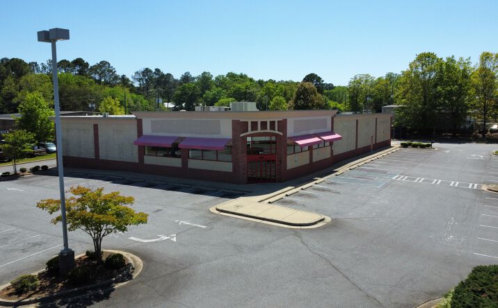 Pictures of Retail property located at 1498 Opelika Rd, Auburn, AL 36830 for lease - image #1