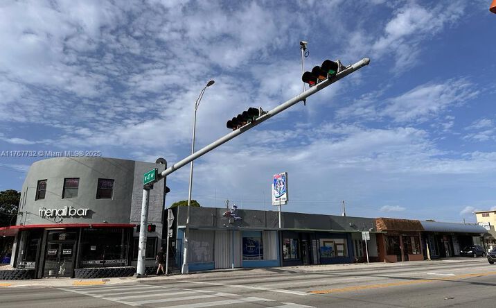 Pictures of Retail property located at 4712 W Flagler Street, Miami, FL 33134 for lease - image #1