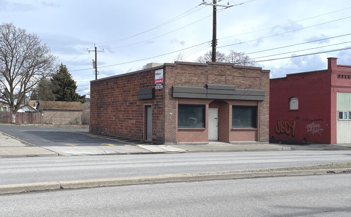 Pictures of Retail property located at 2166 N Hamilton St, Spokane, WA 99207 for lease - image #1