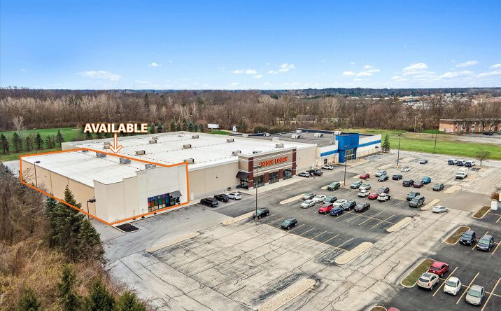 Pictures of Retail property located at 6639 Airport Hwy, Holland, OH 43528 for sales - image #1