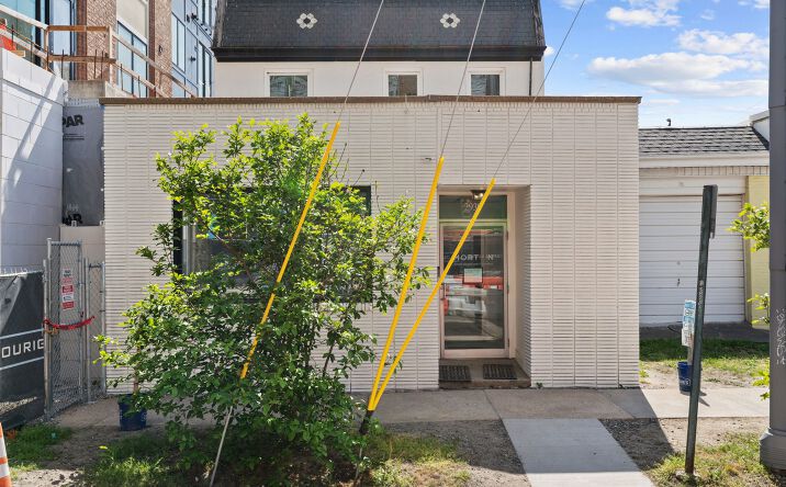 Pictures of Office property located at 2939 W Marshall St, Richmond, VA 23230 for lease - image #1
