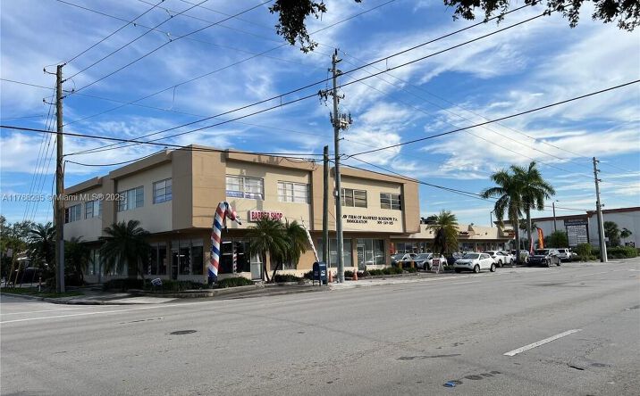 Pictures of Retail property located at 601 SW 57th Ave # 12, Miami, FL 33144 for lease - image #1