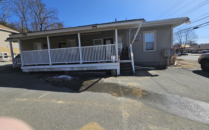 Pictures of Retail, Office property located at 88 N Broadway, Salem, NH 03079 for sales - image #1