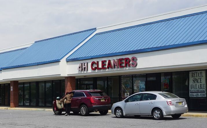Pictures of Retail property located at 1375 Blackwood-Clementon Rd, Clementon, NJ 08021 for lease - image #1
