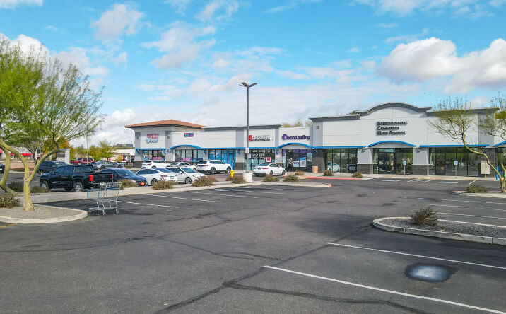 Pictures of Retail property located at 1855 S Country Club Dr, Mesa, AZ 85210 for lease - image #1