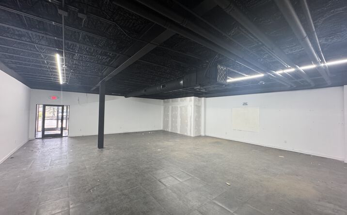 Pictures of Retail, Office property located at 3250 Dickerson Pike, Nashville, TN 37207 for lease - image #1