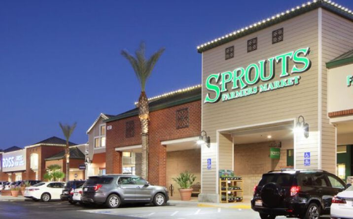 Pictures of Retail property located at Clovis, CA, Clovis, CA 93612 for lease - image #1