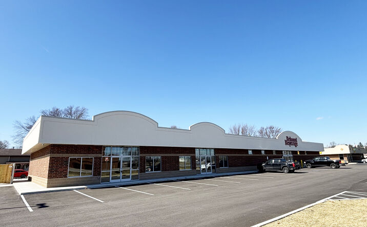 Pictures of Retail property located at 8976 US-24, Roanoke, IN 46783 for lease - image #1