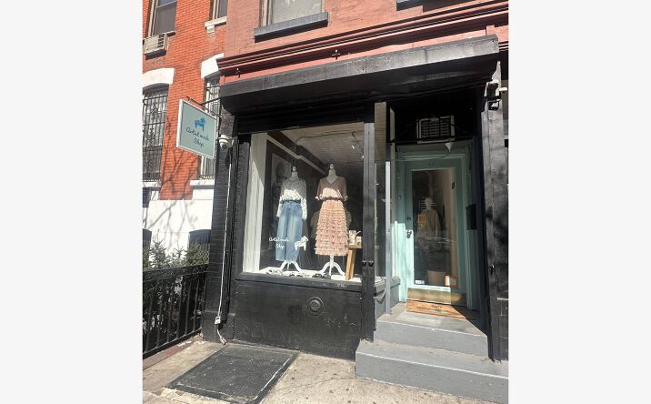 Pictures of Retail property located at 447 W 50th St, New York, NY 10019 for lease - image #1
