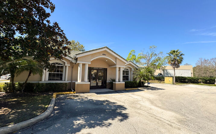 Pictures of Office property located at 690 Lake Forest Blvd, Sanford, FL 32771 for lease - image #1